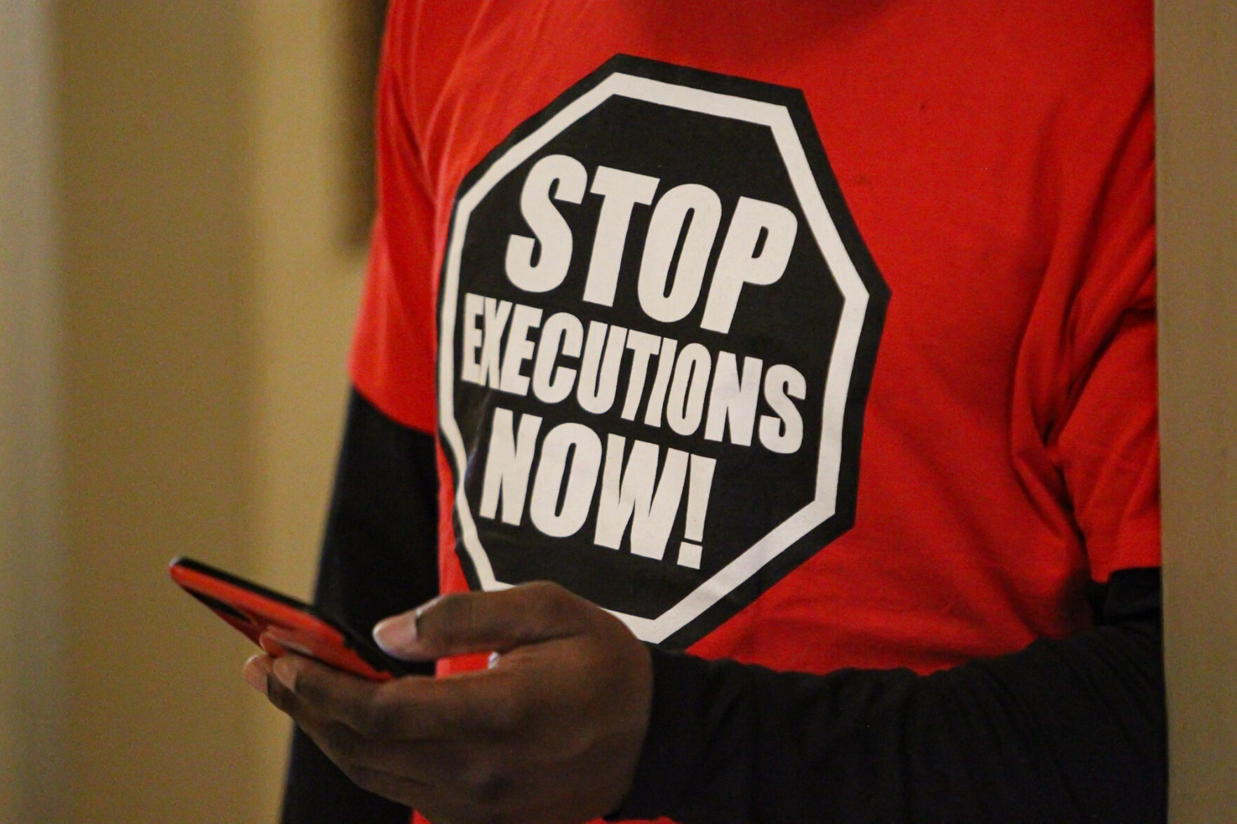 Julius Jones supporters